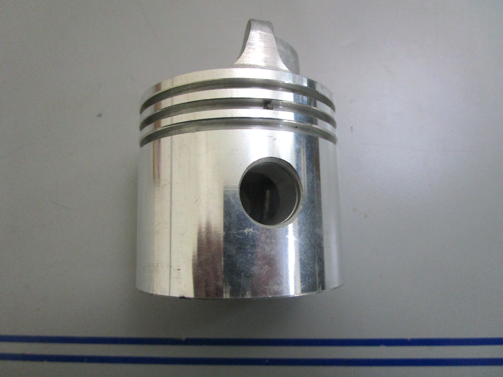 *NEW OEM* 0820 OMC Johnson Evinrude Piston 378375 0378375 307846