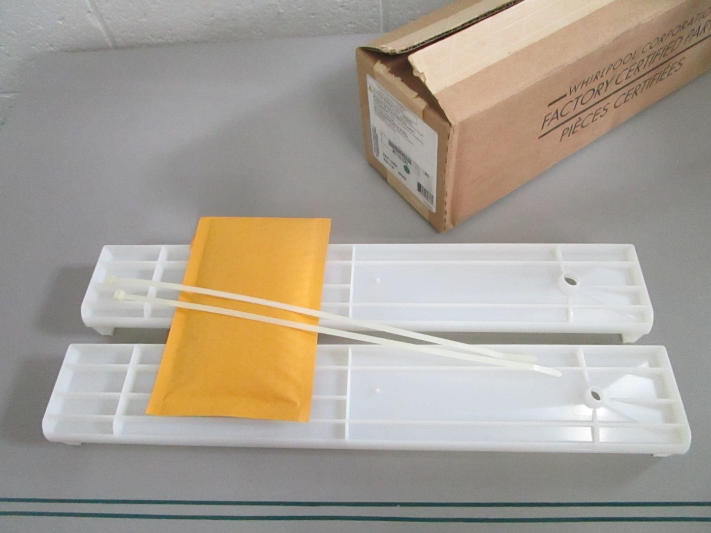 Whirlpool NEW OEM Refrigerator Evaporator Drip Pan W11457241 NOS Factory Part 08