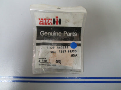 *NEW OEM* 0810 Case IH Seal A63399