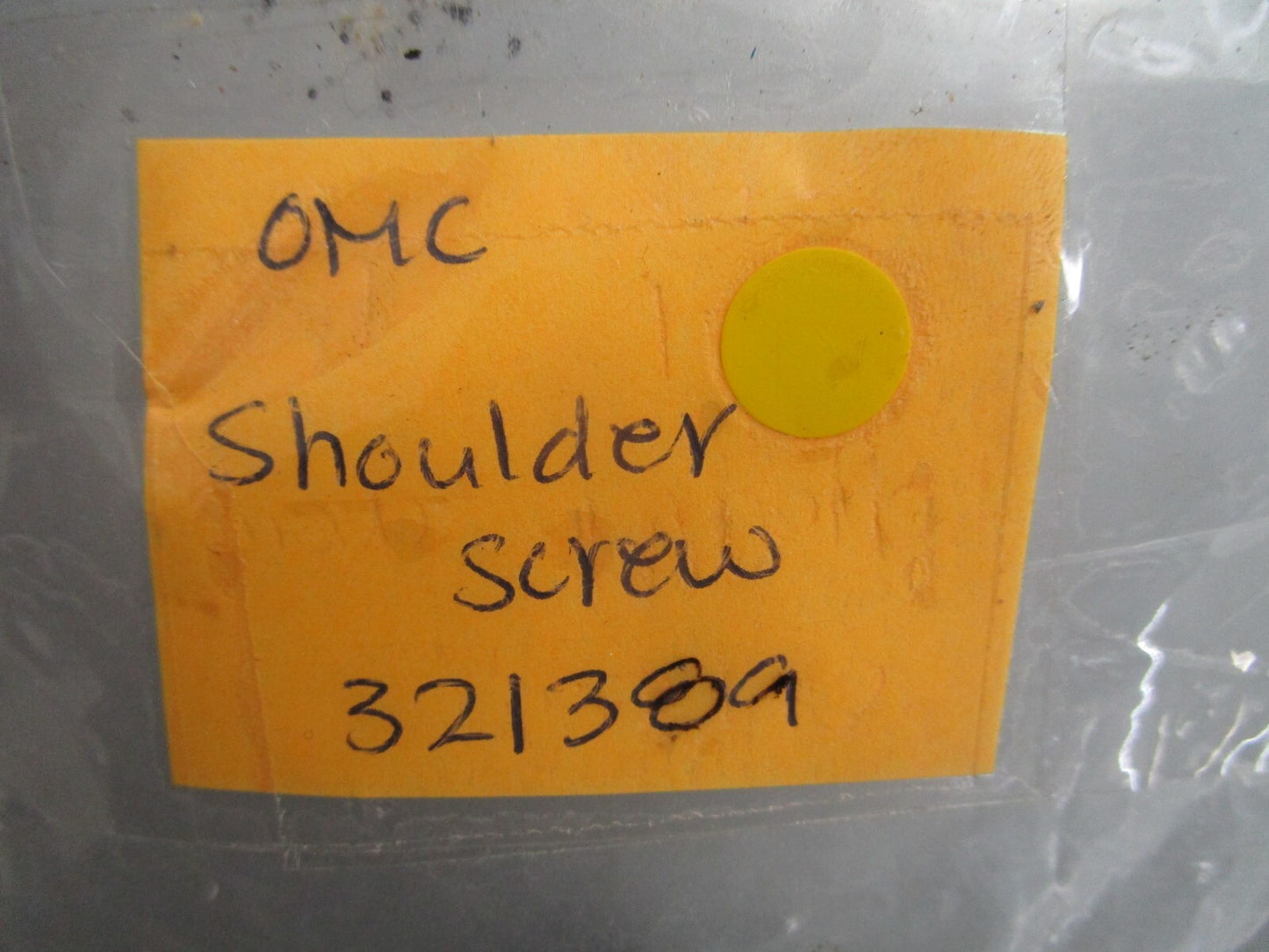 *NEW OEM* 0810 OMC Johnson Evinrude Shoulder Screw 321389 0321389
