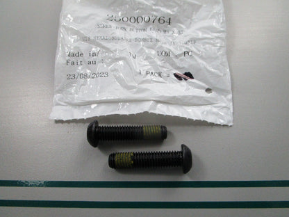 NEW (LOT OF 2) 250000765 Ski-Doo Screw 0810
