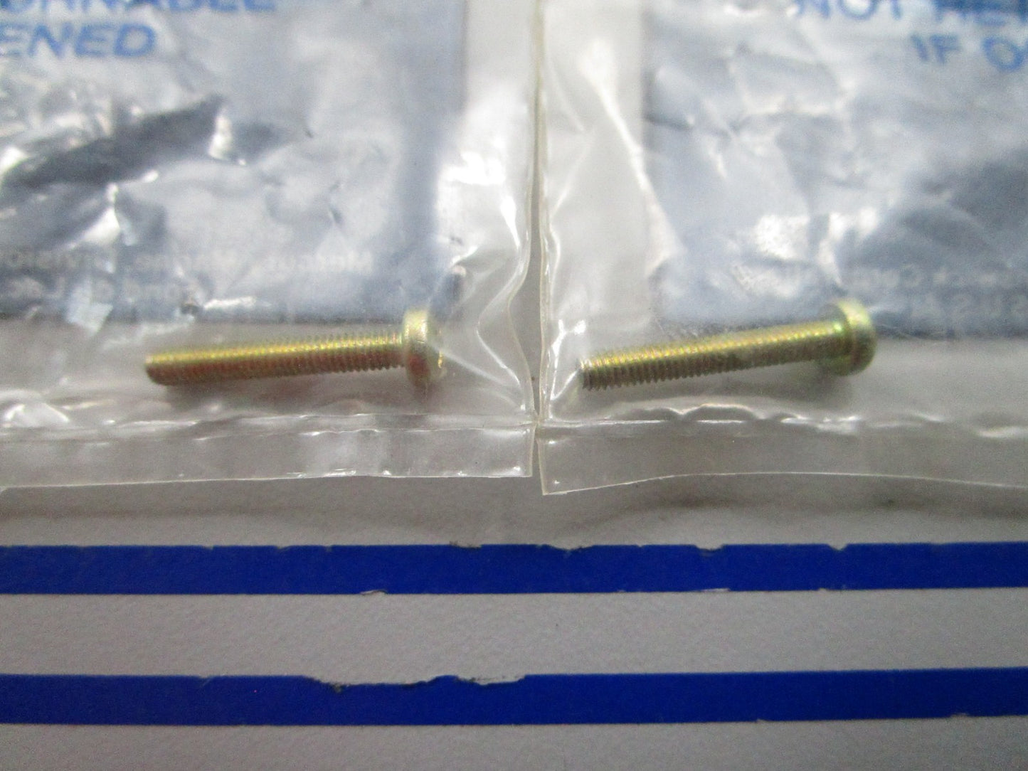 NEW OEM (LOT OF 2) 10-40057 27 Mercury Quicksilver Screw 0810