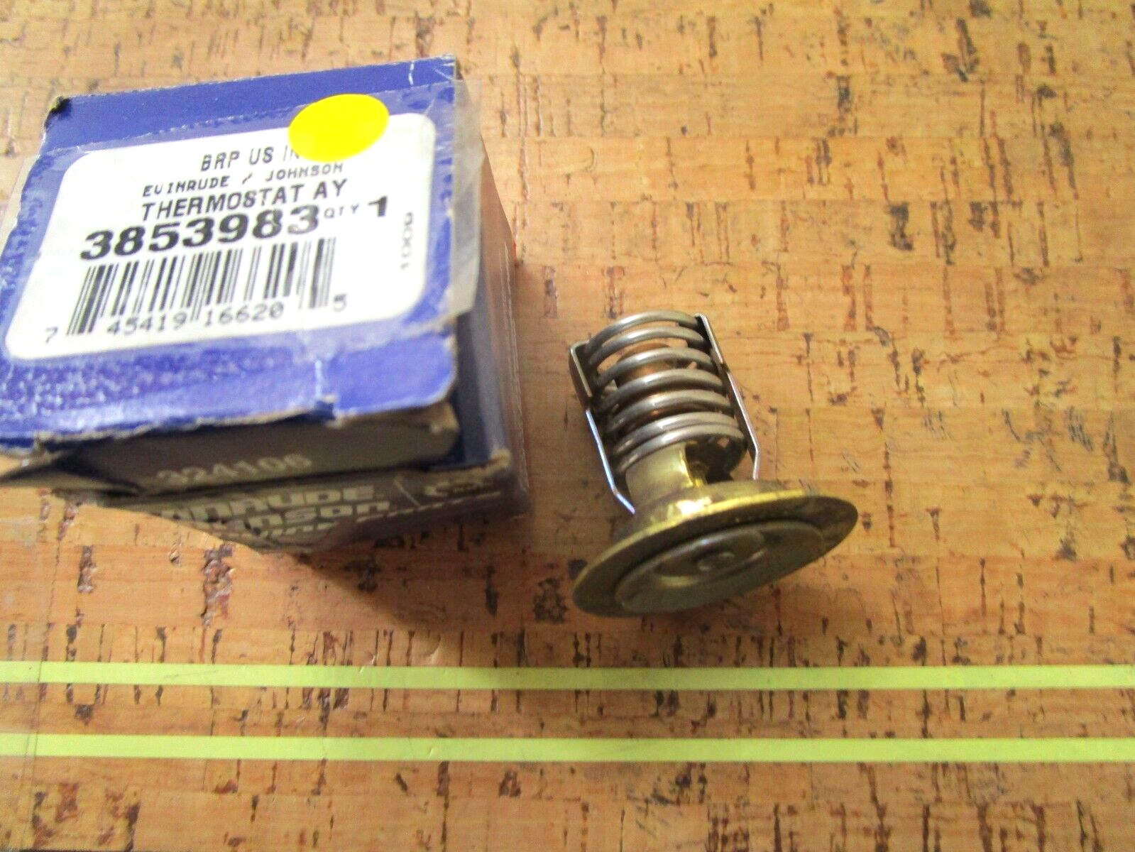 *NEW OEM* 0810 OMC Johnson Evinrude Thermostat Assembly 3853983