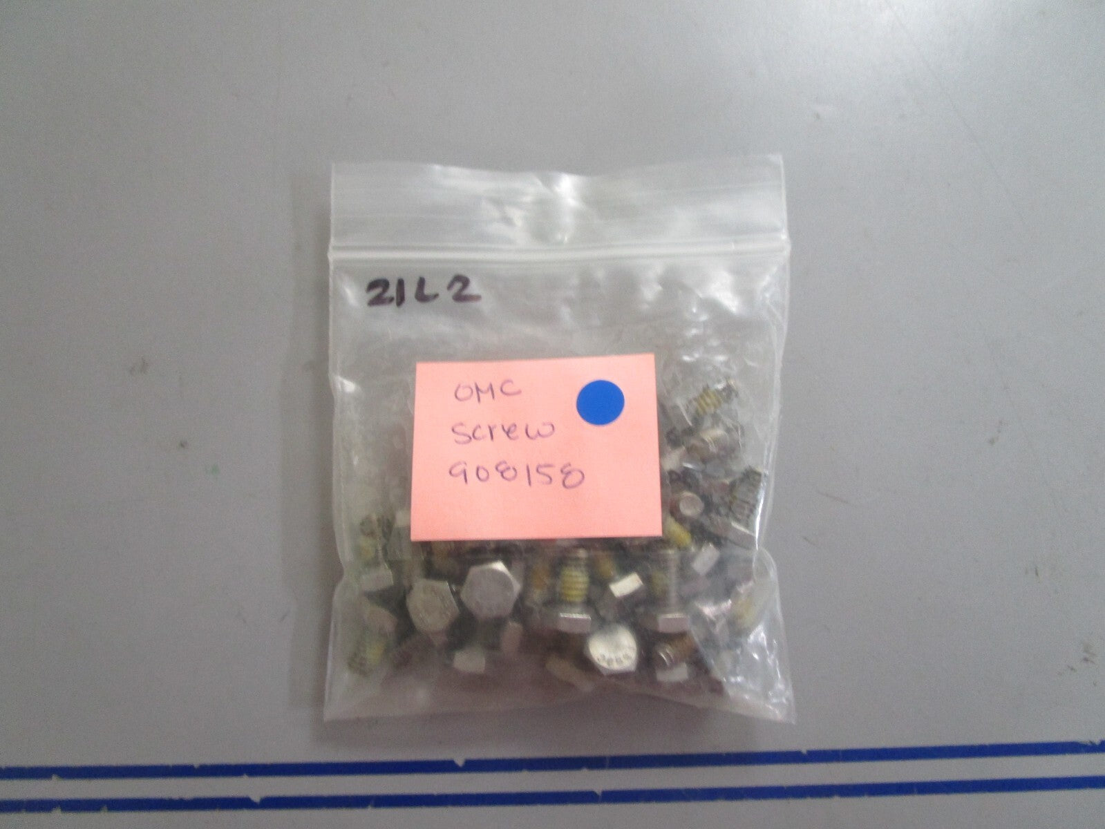 *NEW OEM* (LOT OF 2) 0720 OMC Johnson Evinrude Screw 908158 0908158