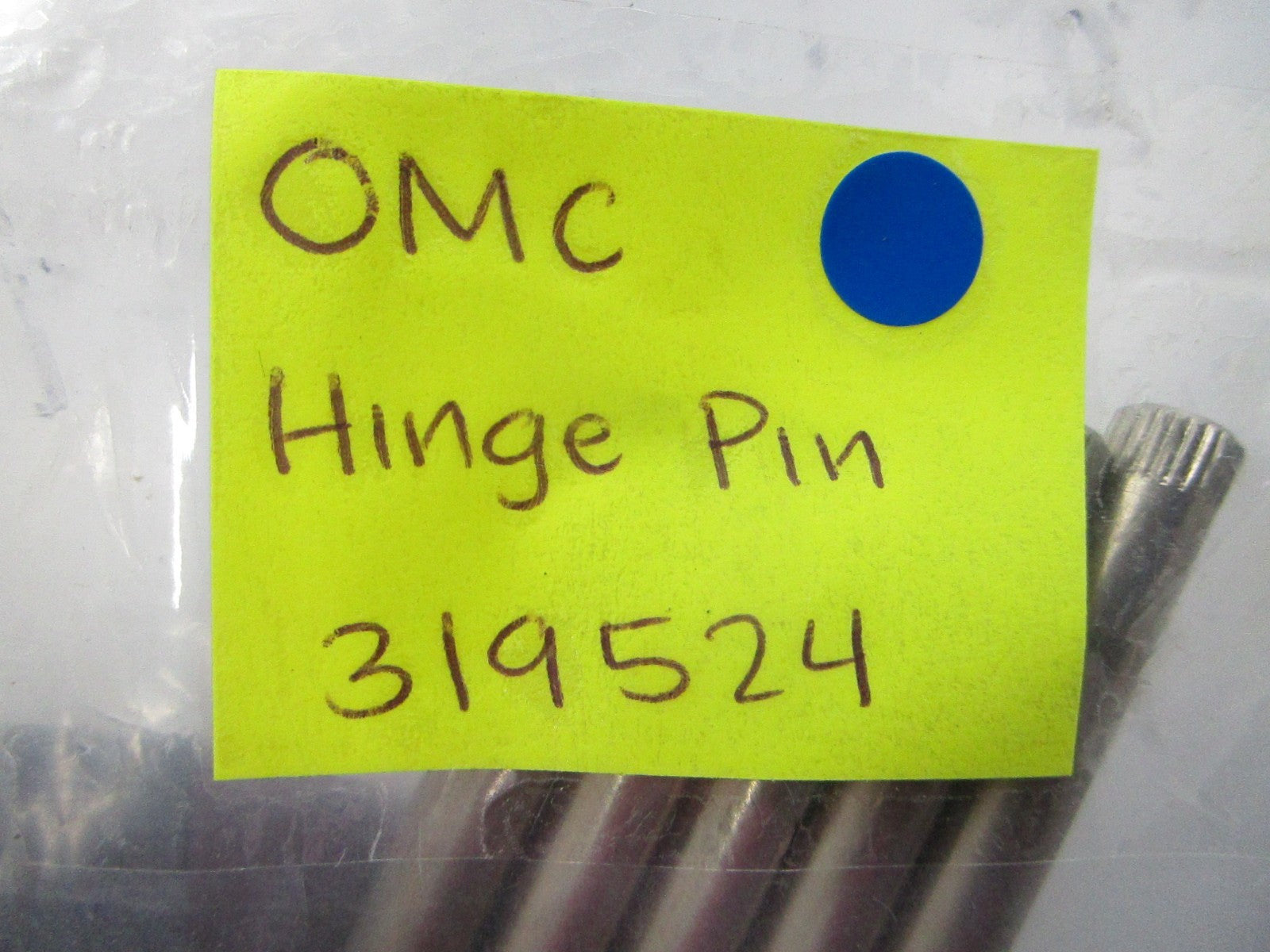 *NEW OEM* 0810 OMC Johnson Evinrude Hinge Pin 319524 0319524