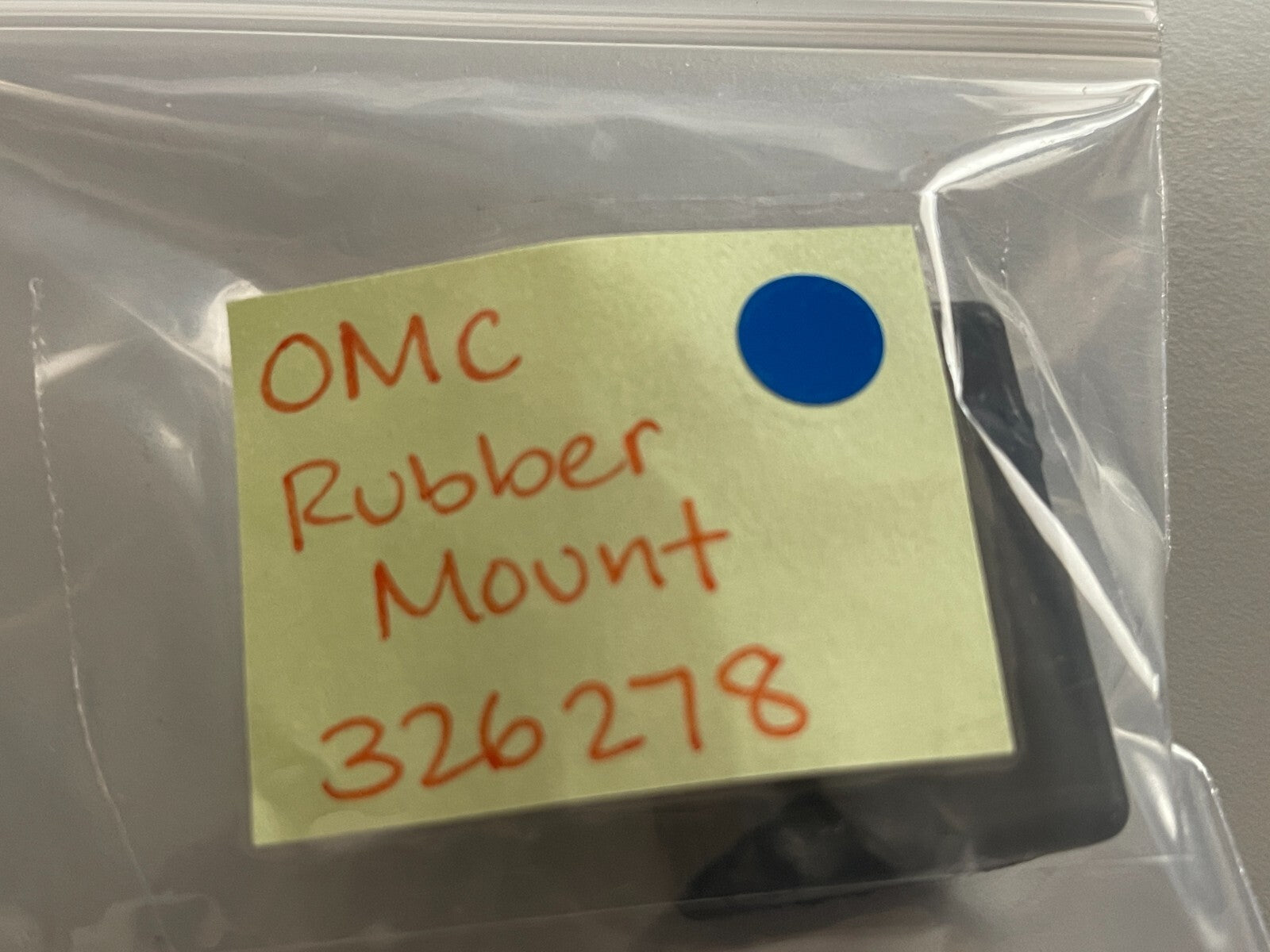 *NEW OEM* 0720 OMC Johnson Evinrude Rubber Mount 326278 0326278