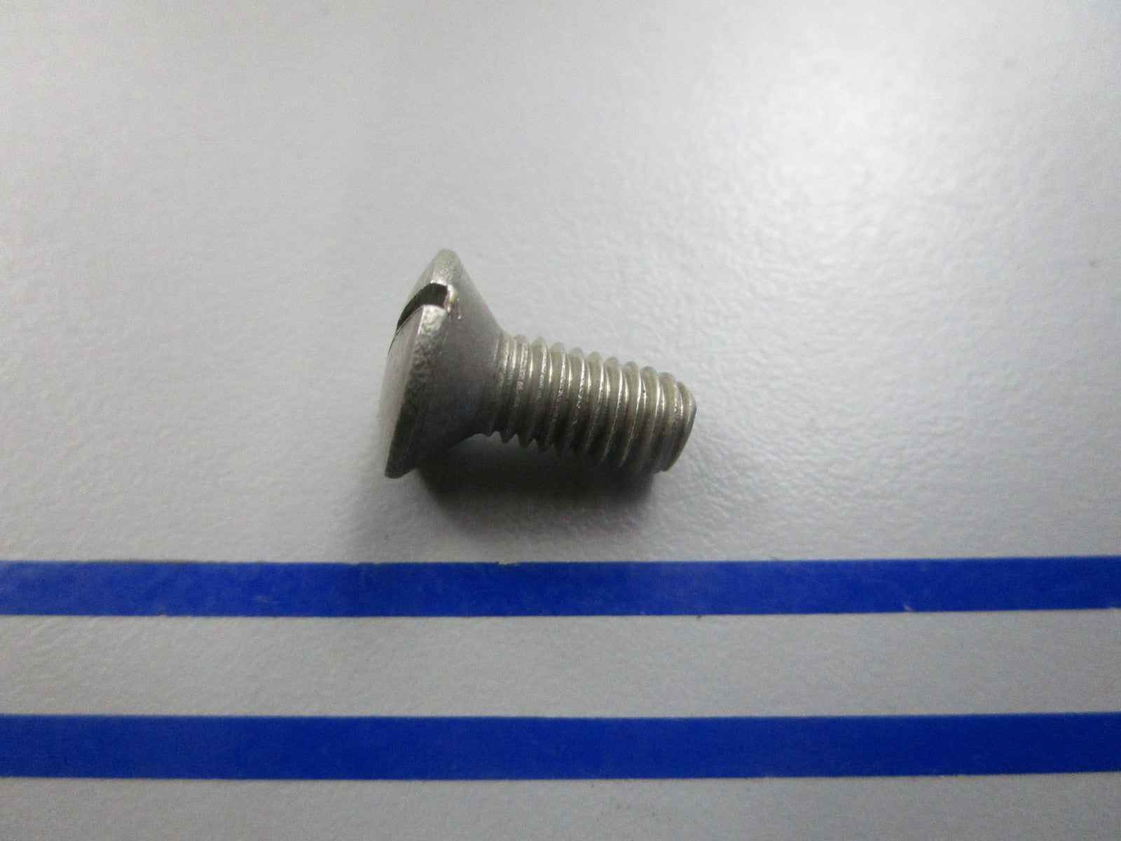 NEW OEM 10-82164M Mercury Mariner Screw Bolt 0810