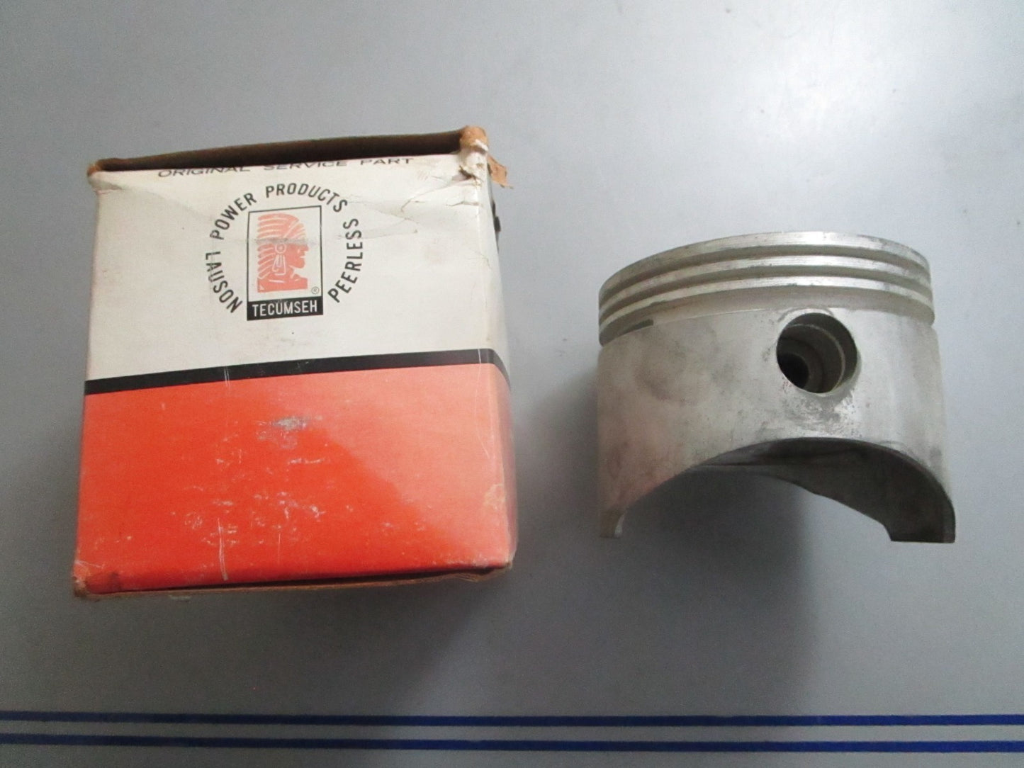 *NEW OEM* 0820 Tecumseh Piston 32238B