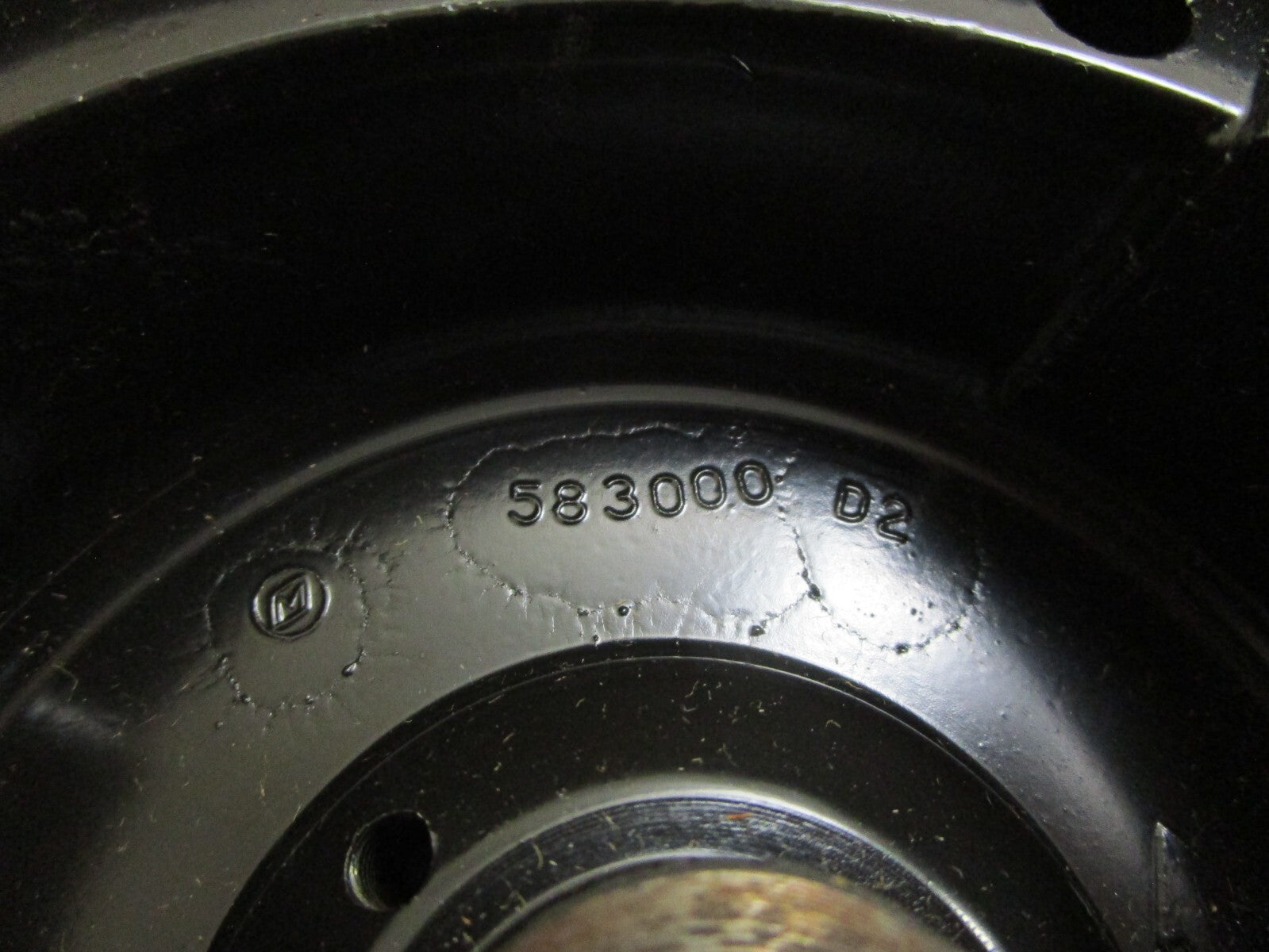 *NEW OEM* 0820 OMC Johnson Evinrude Flywheel 583915 0583915