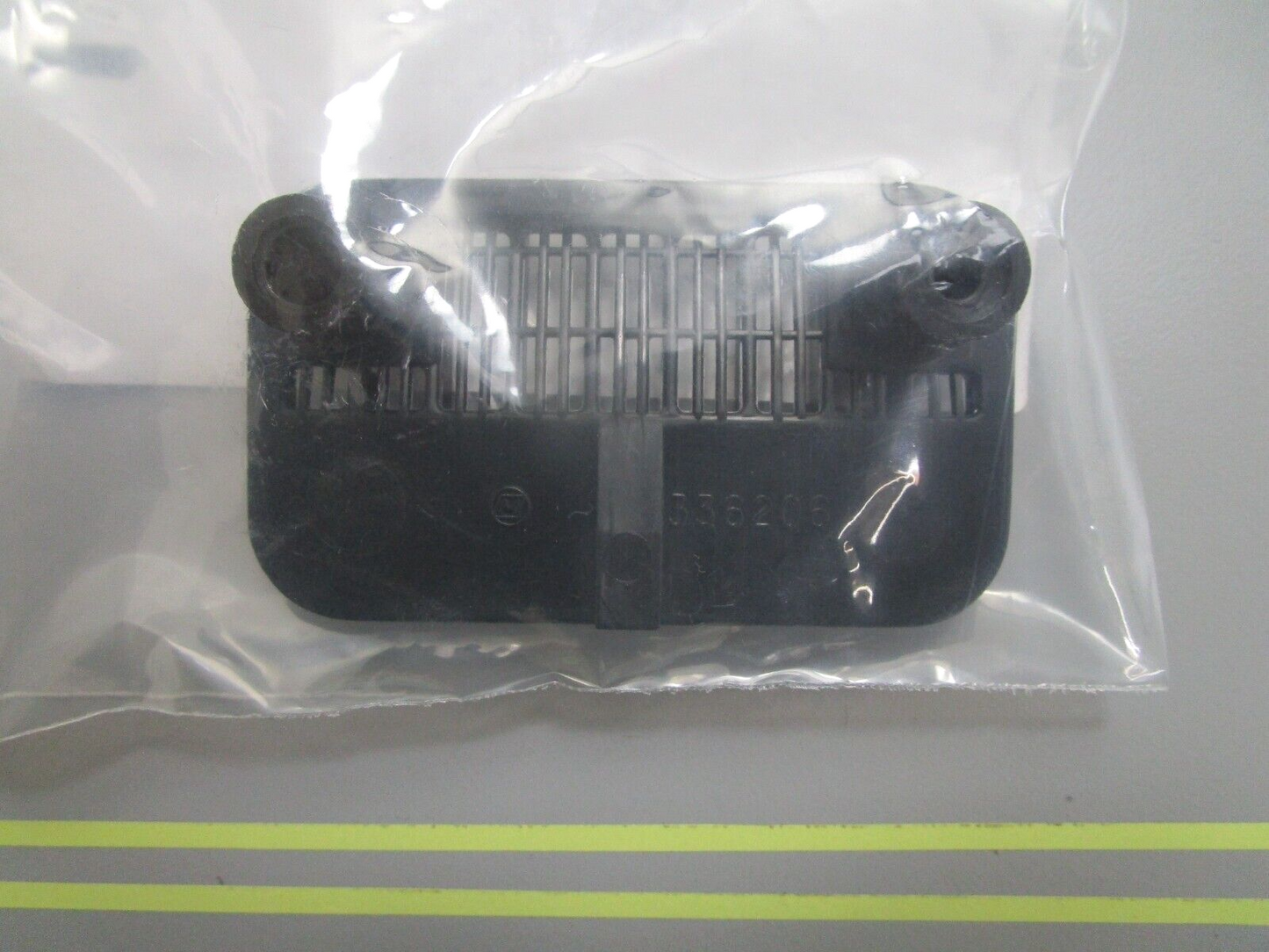 *NEW OEM* 0810 OMC Johnson Evinrude Water Inlet Screen 336206 0336206