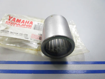 NEW OEM 93317-42060-00 Yamaha Bearing 0810