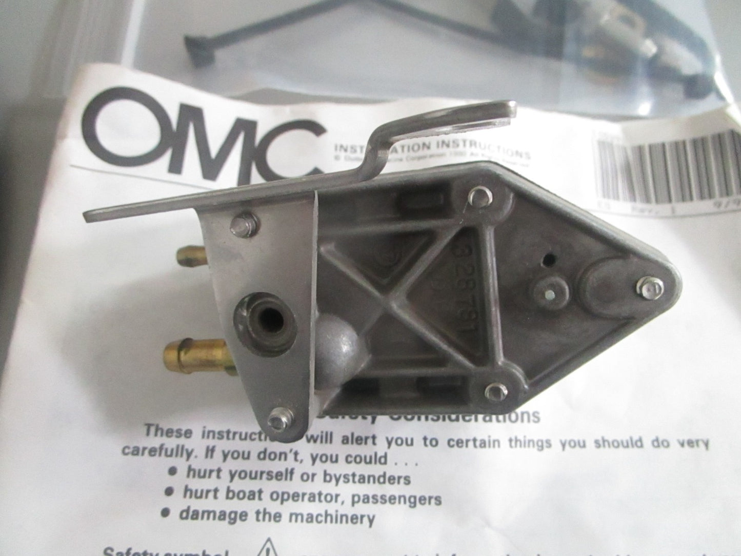 NEW OEM 431960 0431960 OMC Johnson Evinrude Fuel Pump Kit 0820