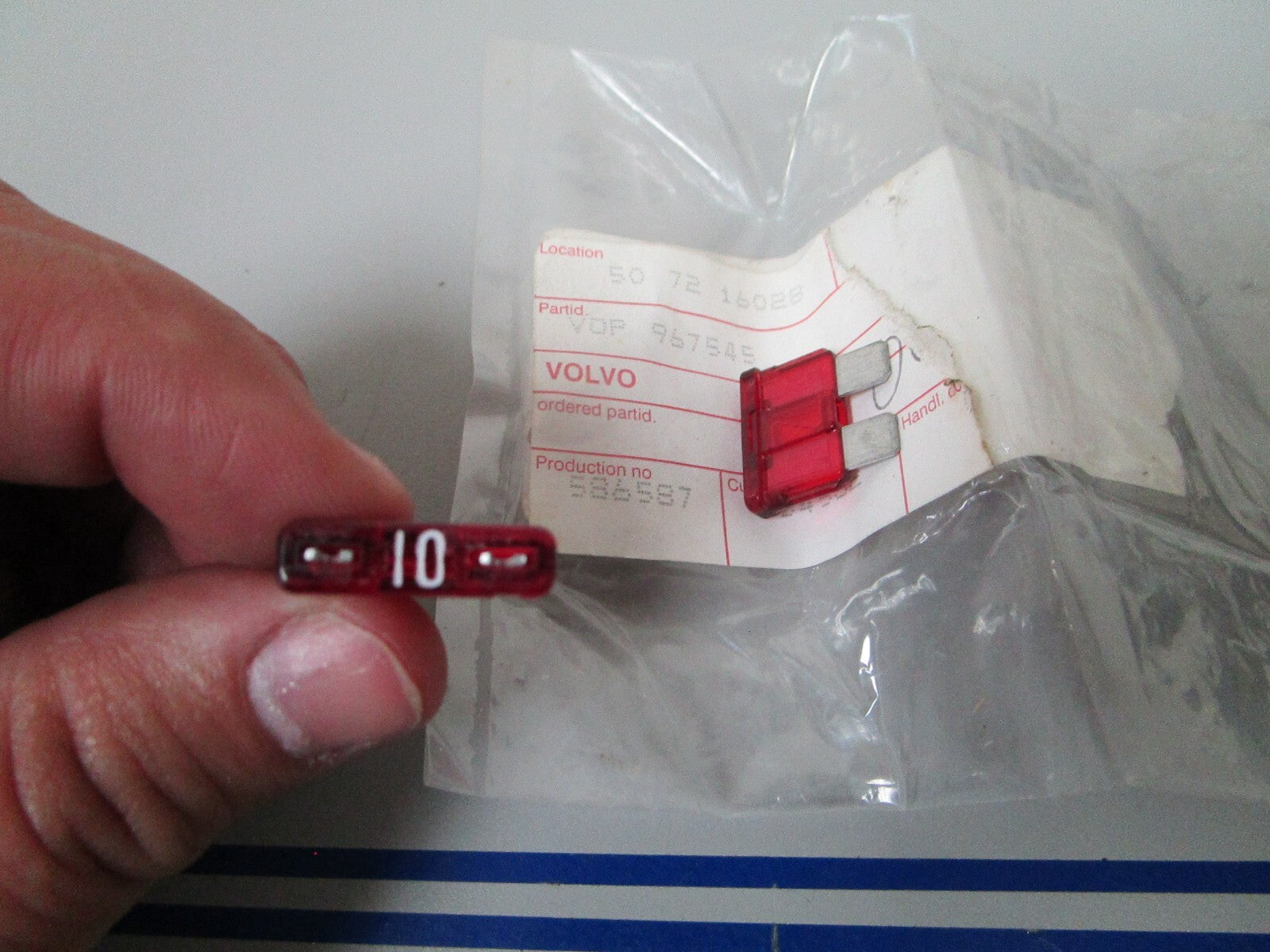 *NEW OEM* (LOT OF 2) 0810 OMC Johnson Evinrude 10A Fuse 967545 0967545