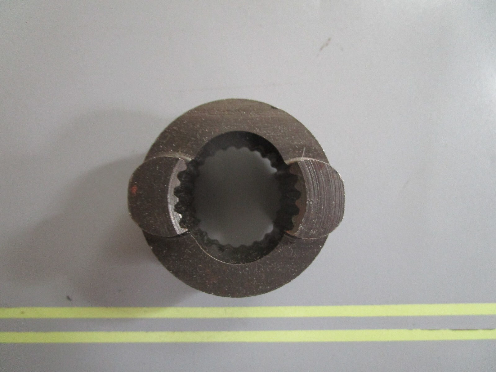 *NEW OEM* 0810 OMC Johnson Evinrude Clutch Dog 312866 0312866