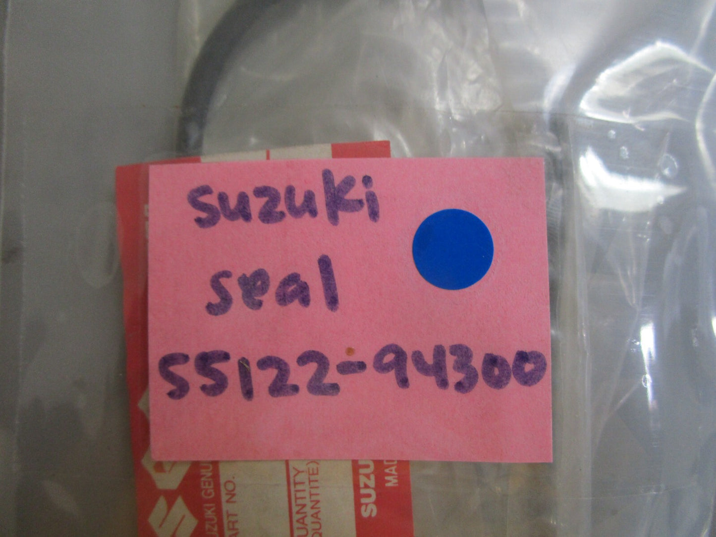*NEW OEM* 0810 Suzuki Seal 55122-94300