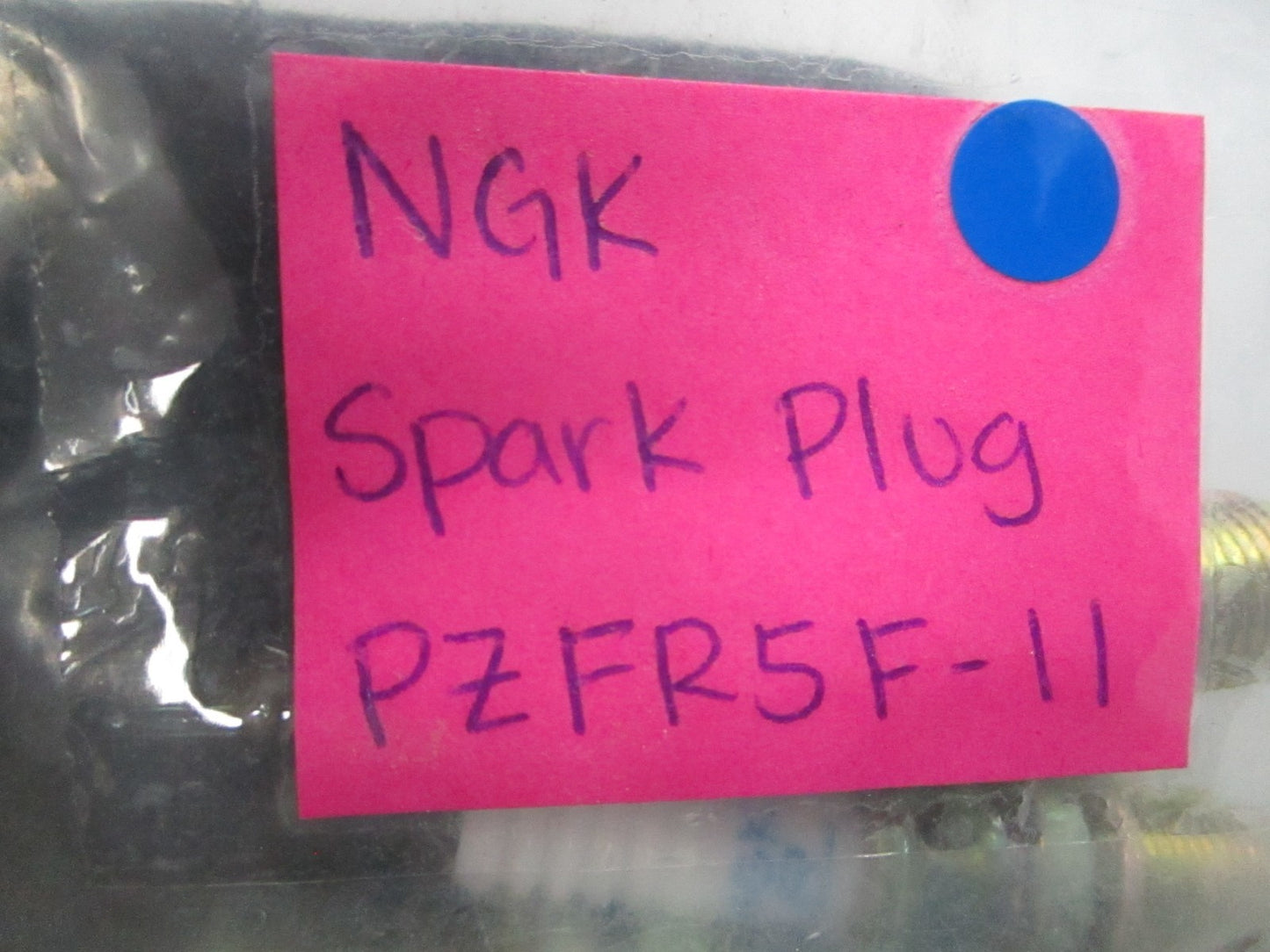 *NEW* (LOT OF 3) 0810 NGK Spark Plug PZFR5F-11