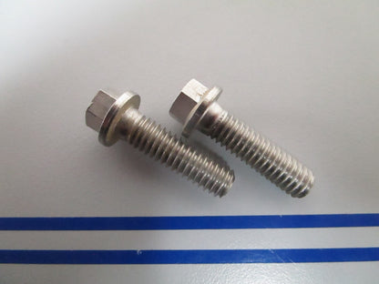 NEW OEM (LOT OF 2) 123018 0123018 OMC Johnson Evinrude Screw 0810