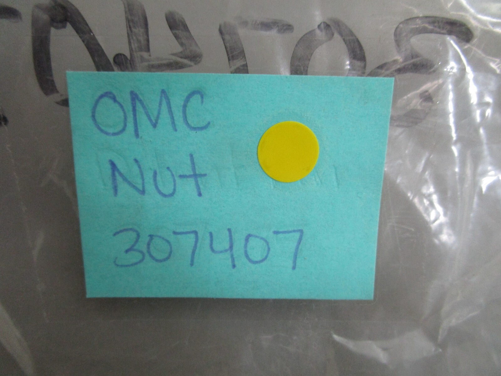 *NEW OEM* 0820 OMC Johnson Evinrude Nut 307407 0307407