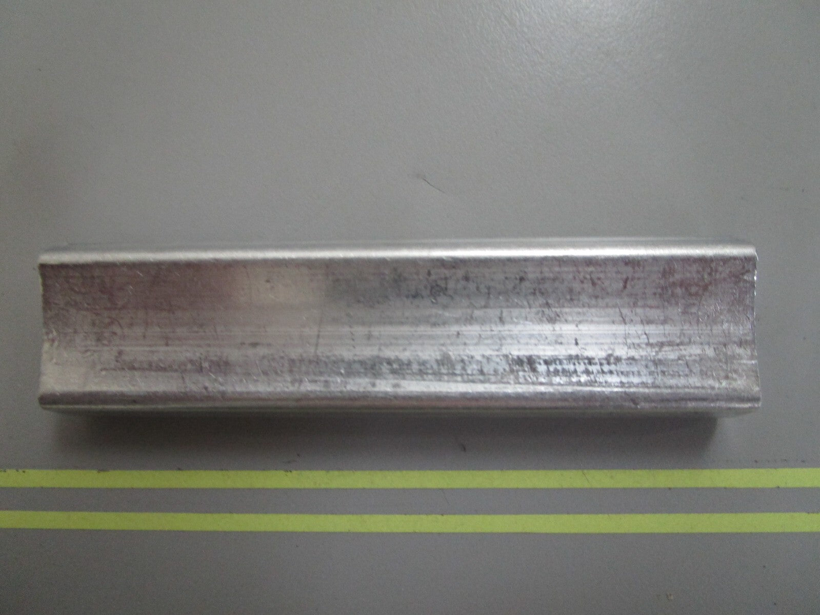 *NEW OEM* 0810 Volvo Penta Anode 3852970