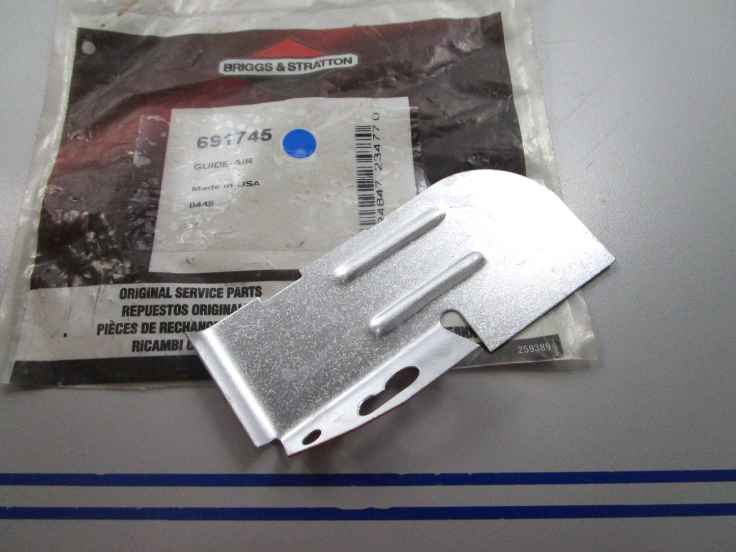 NEW OEM 691745 Briggs & Stratton Air Guide 0810