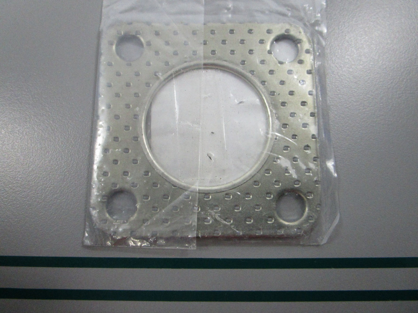 NEW OEM 11060-1916 Kawasaki Exhaust Pipe Gasket 0810