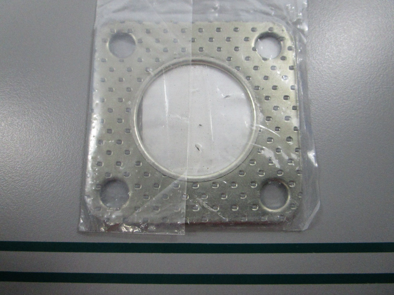 NEW OEM 11060-1916 Kawasaki Exhaust Pipe Gasket 0810
