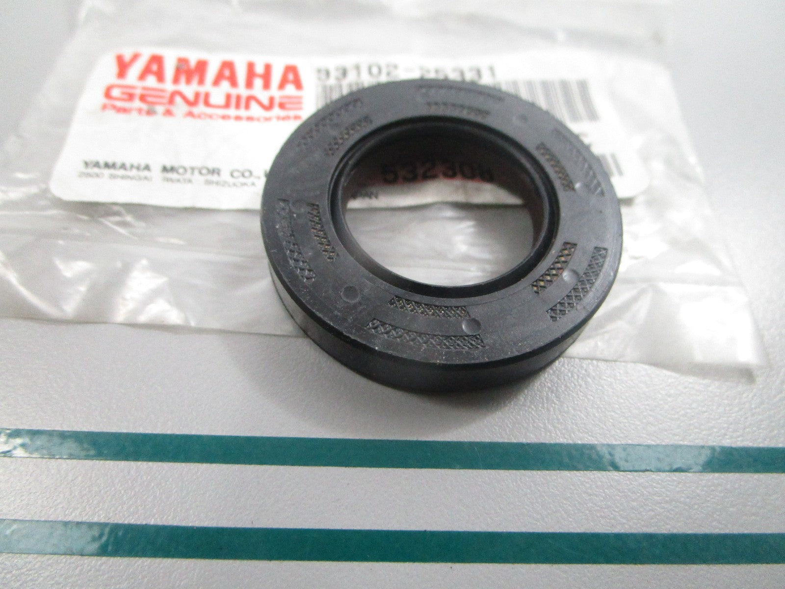 NEW OEM 93102-25331-00 Yamaha Oil Seal 0810