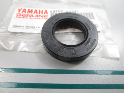 NEW OEM 93102-25331-00 Yamaha Oil Seal 0810