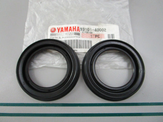 NEW OEM (LOT OF 2) 93101-40002-00 Yamaha Oil Seal 0810