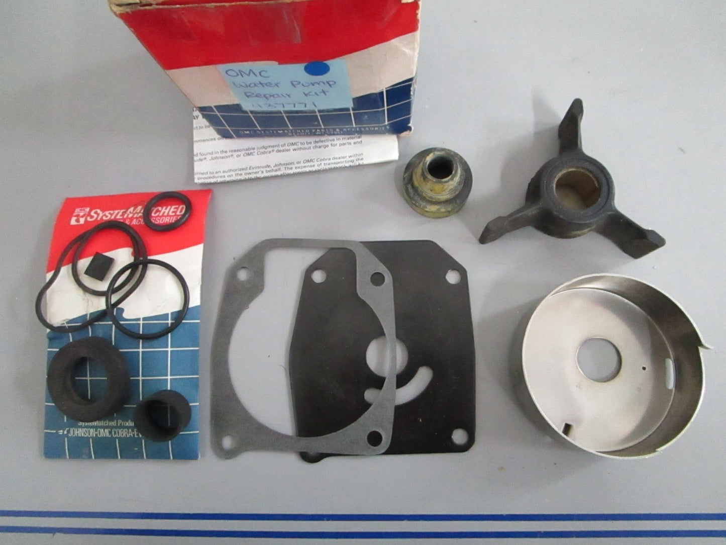 NEW OEM 437771 0437771 OMC Johnson Evinrude Water Pump Repair Kit 0820