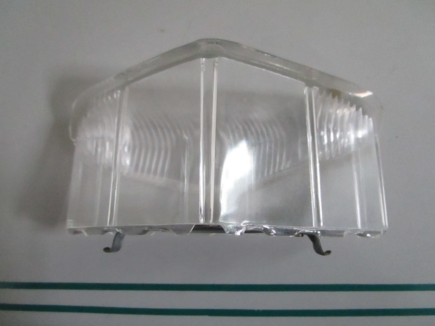 NEW OEM 1118260690 Mercedes-Benz Right Lens 0820