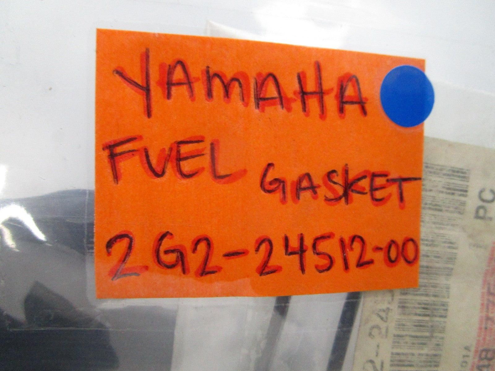 NEW OEM 2G2-24512-00 Yamaha Fuel Gasket 0810