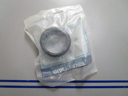 *NEW OEM* 0770 Mercury Quicksilver Grommet 25-889322