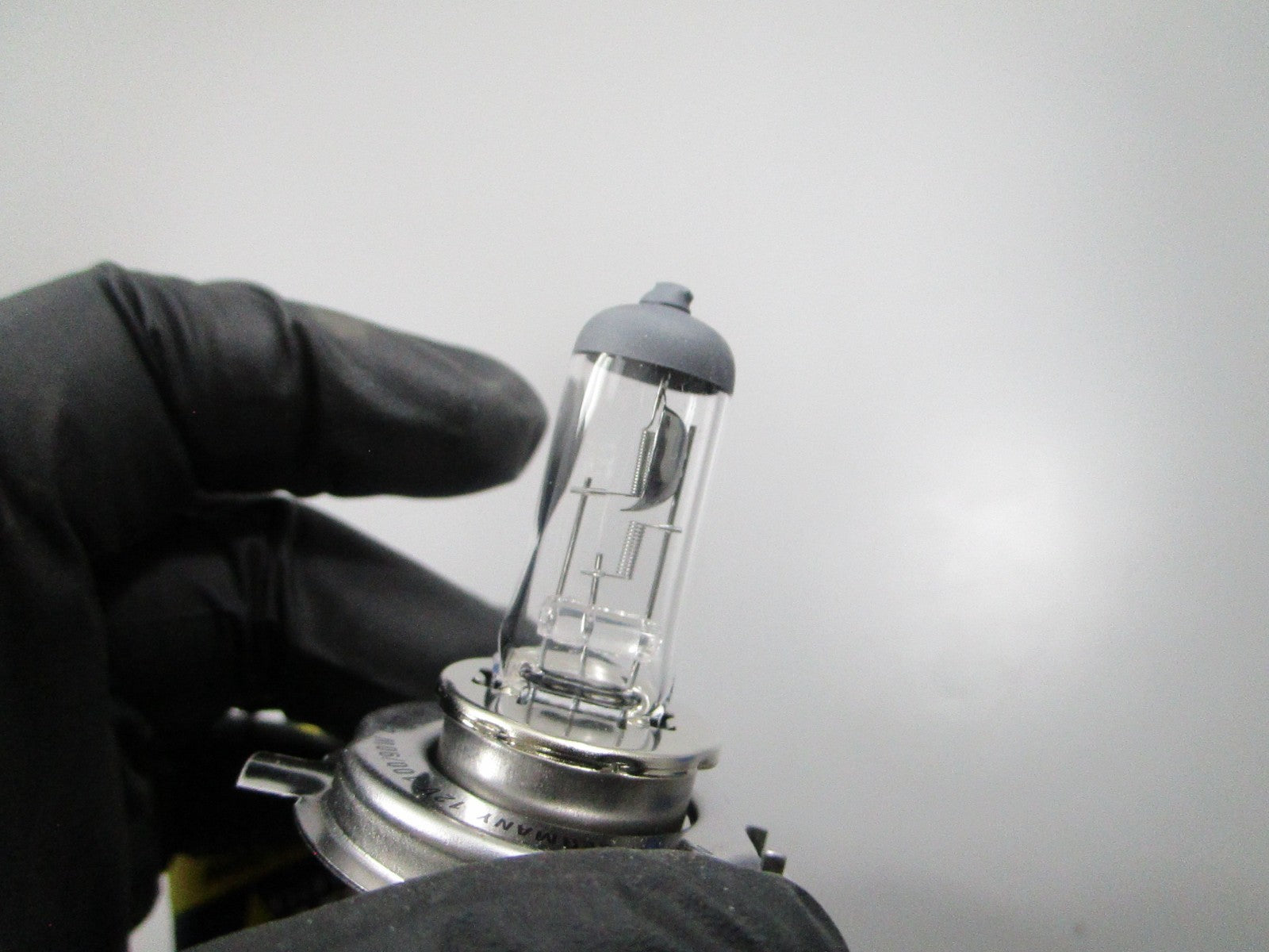 *NEW* 0810 NARVA 12V 100/90W Headlight Guide 48901