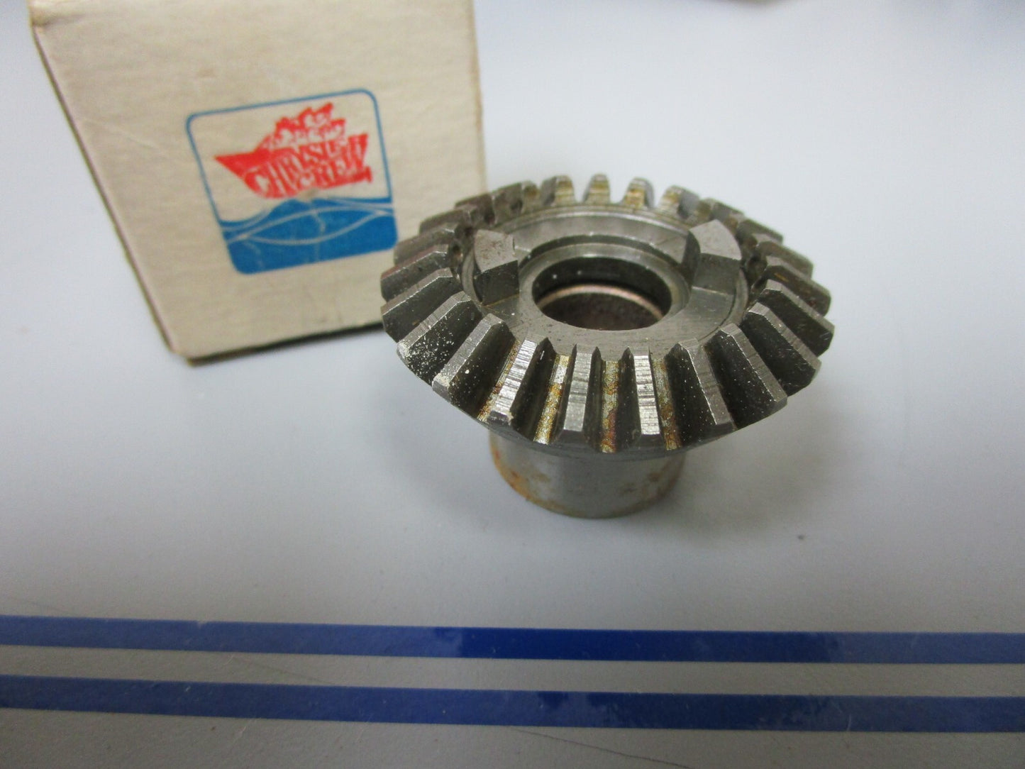 *NEW OEM* 0810 Mercury Chrysler Lower Unit Gear 817770A3