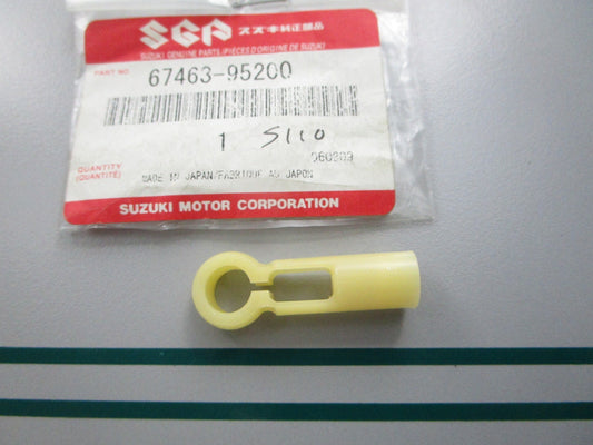 NEW OEM 67463-95200 Suzuki Throttle Connector 0810