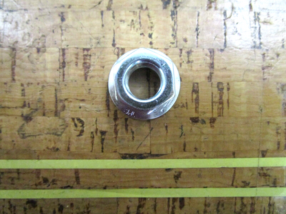 *NEW OEM* 0750 Volvo Penta NUT RETAINER 22746891