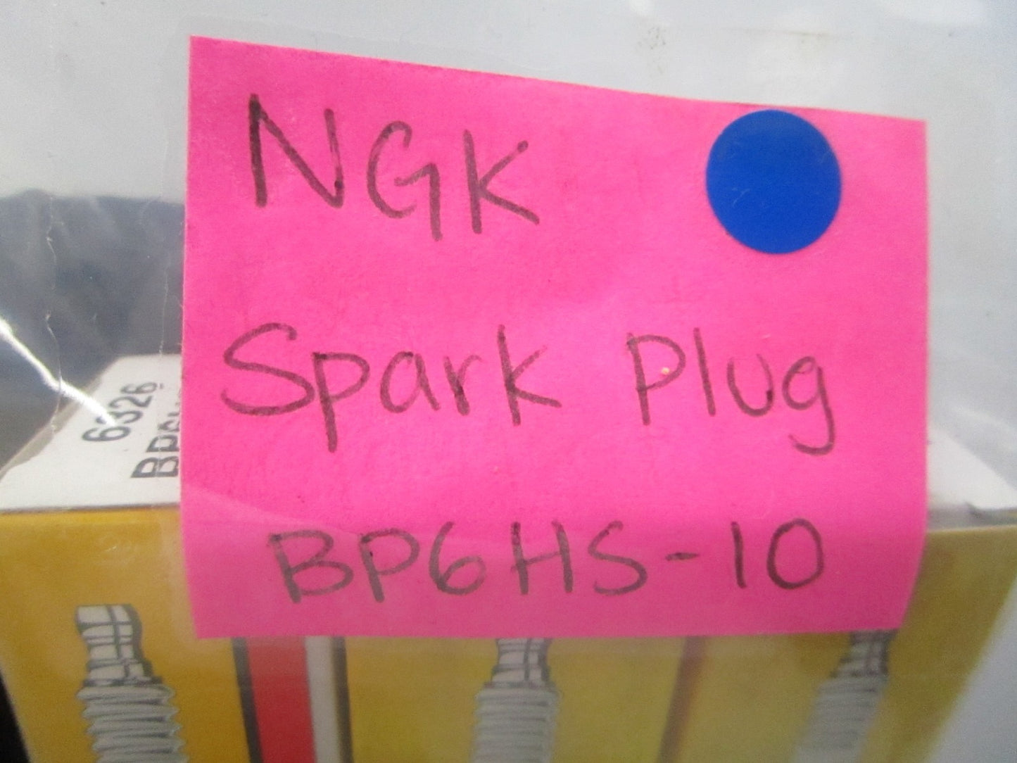 NEW (LOT OF 3) BP6HS-10 NGK Spark Plug 0810