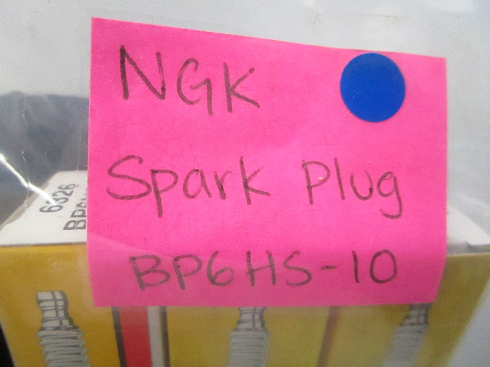NEW (LOT OF 3) BP6HS-10 NGK Spark Plug 0810