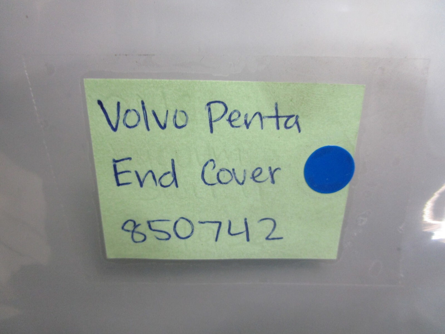 *NEW OEM* 0820 Volvo Penta End Cover 850742