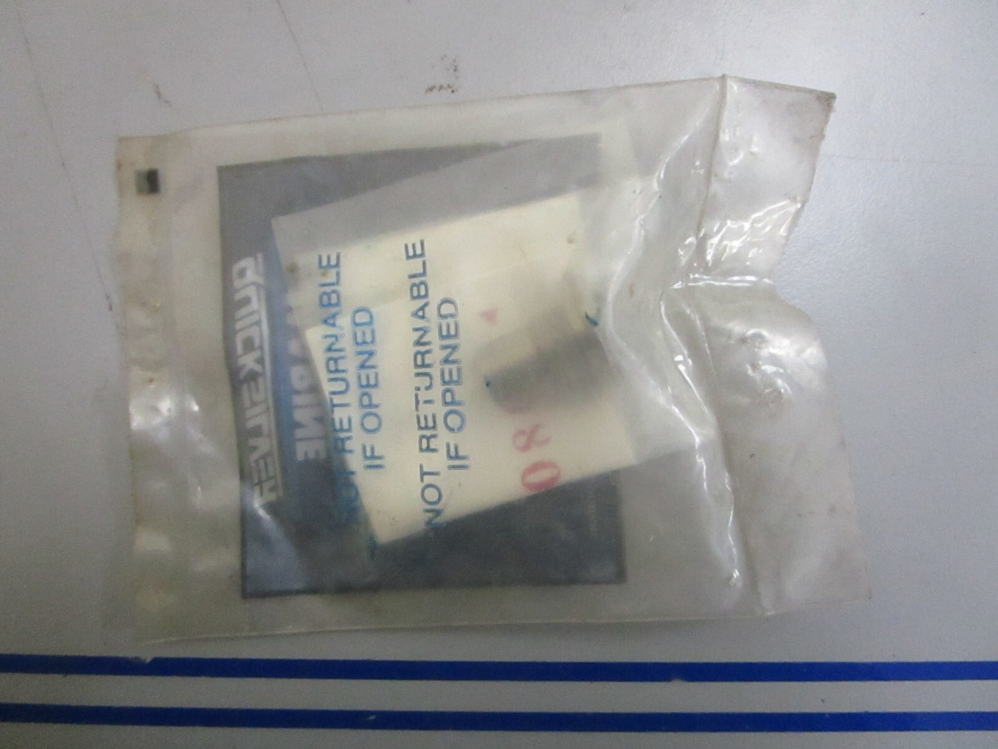 *NEW OEM* 0810 Mercury Force Steering Handle Pivot Screw F525080