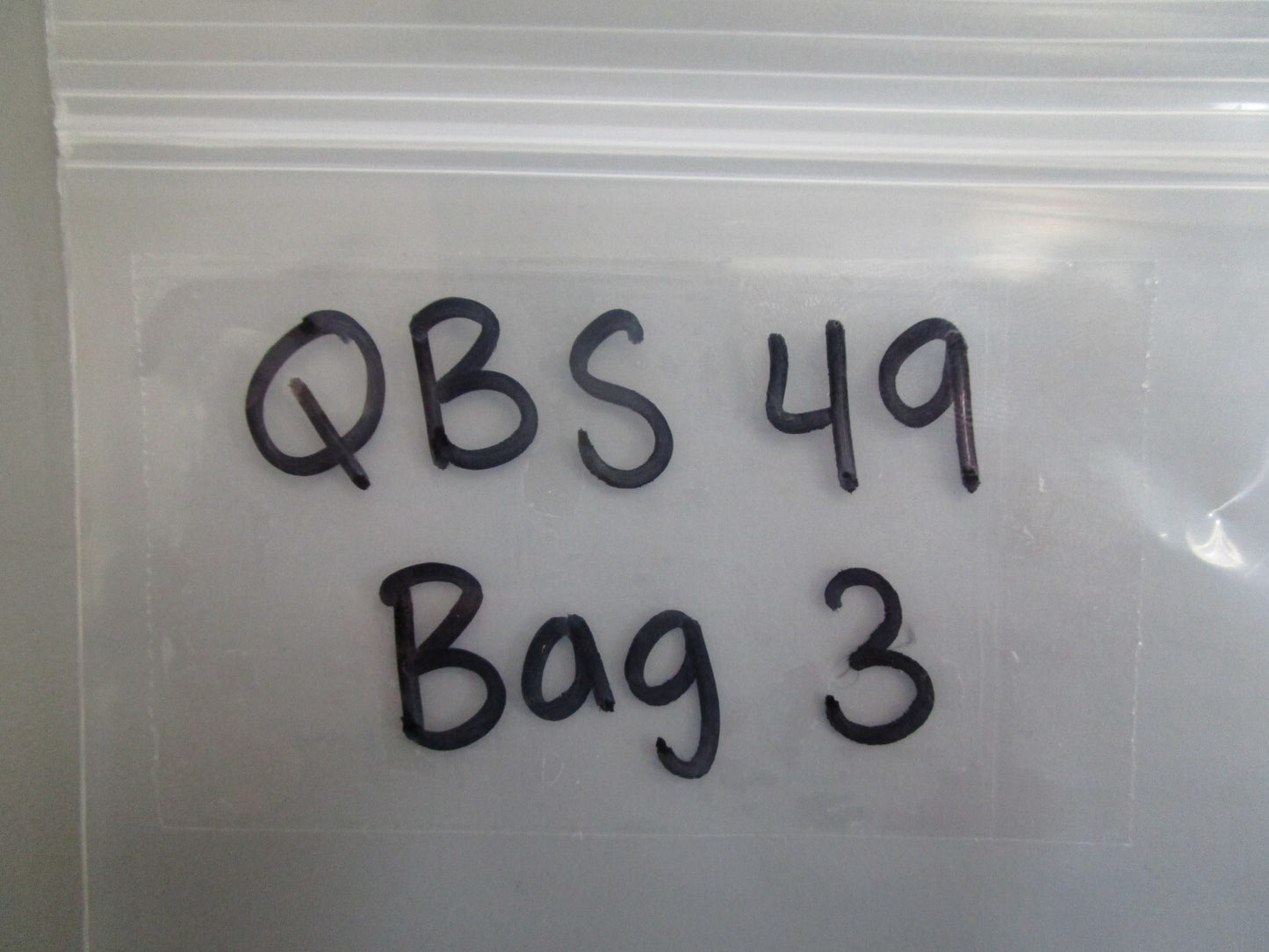 *NEW OEM* 0810 OMC Johnson Evinrude Seat 305572 0305572