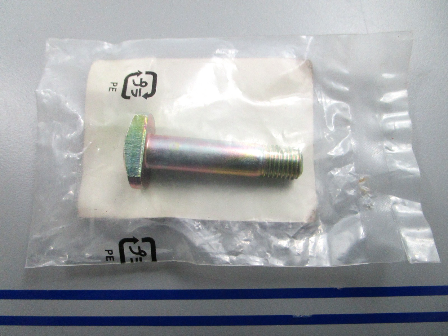 *NEW OEM* 0810 Honda Bolt 90153-KZ4-000