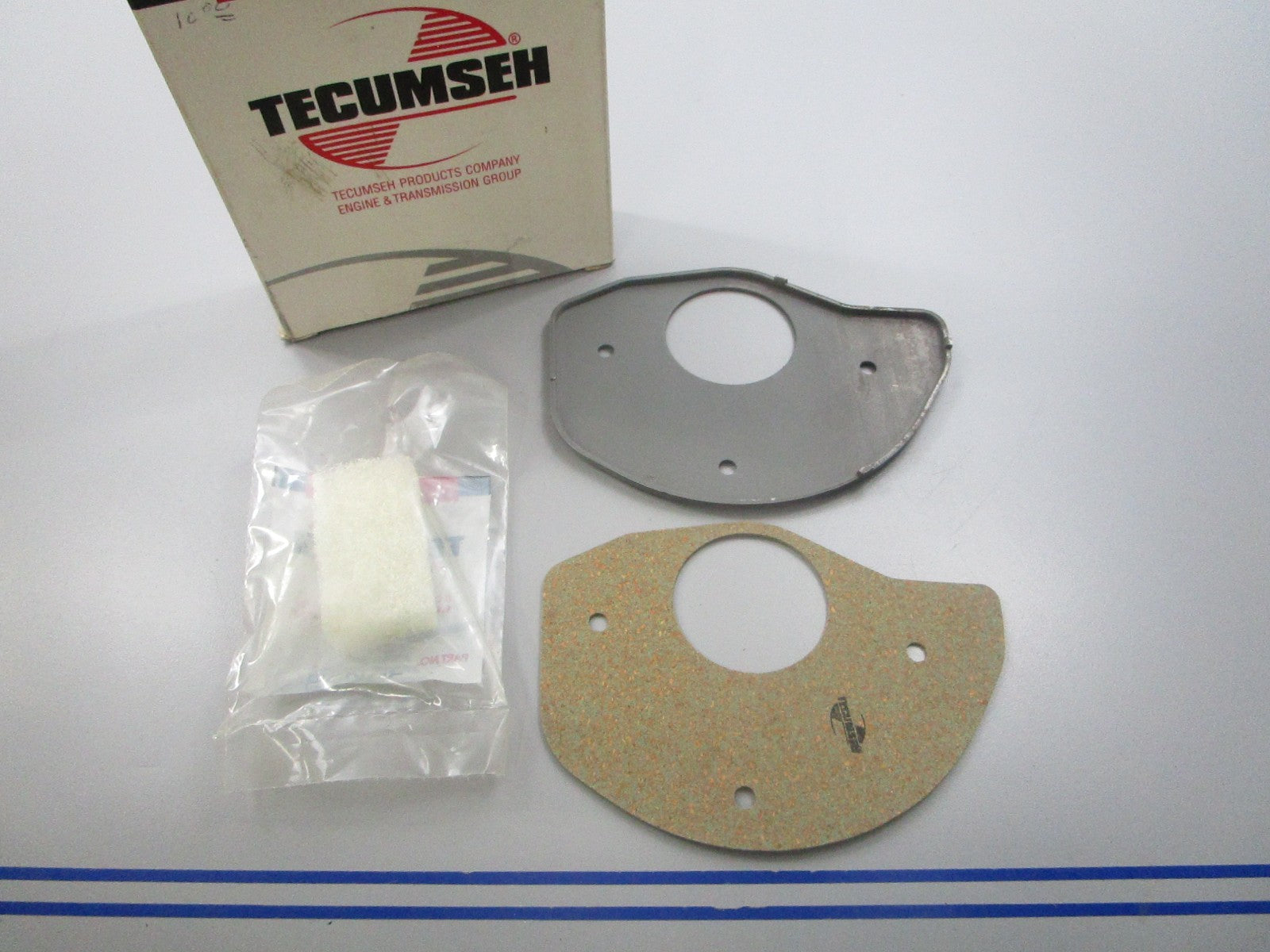 NEW OEM 36005A Tecumseh Breather Cover & Gasket 0810