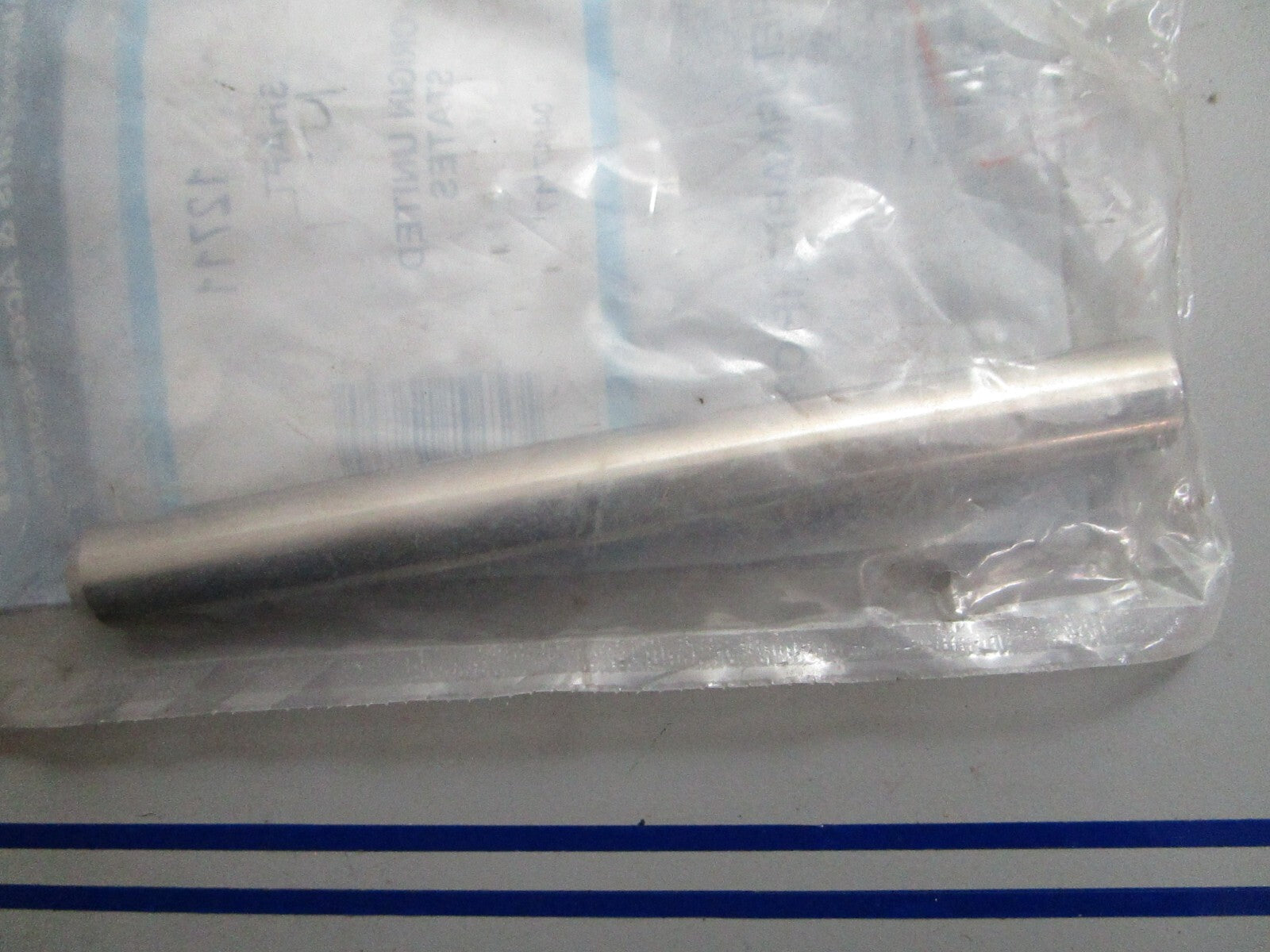*NEW OEM* 0820 Mercury Quicksilver Shaft 12711