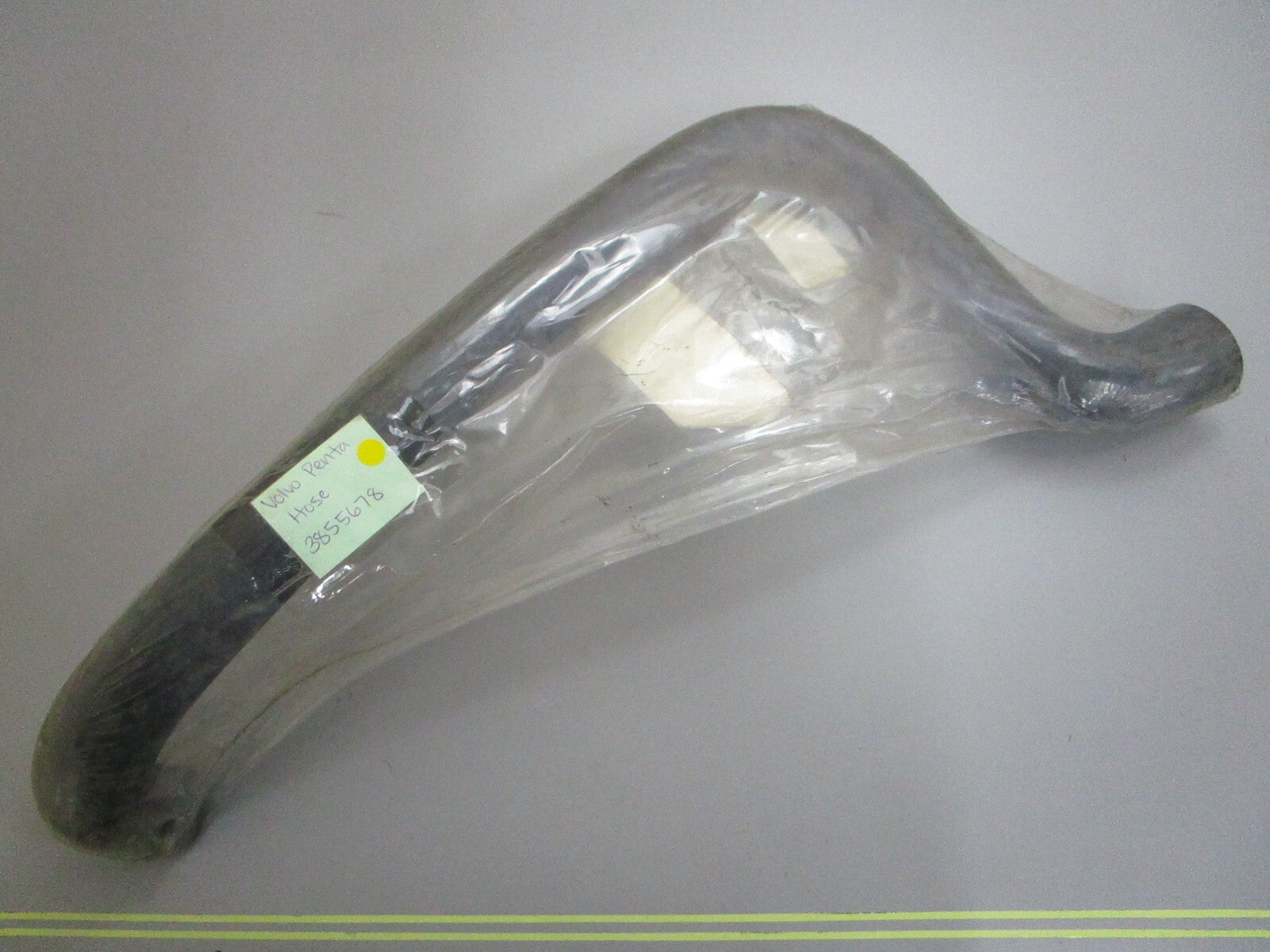 *NEW OEM* 0820 Volvo Penta Hose 3855678