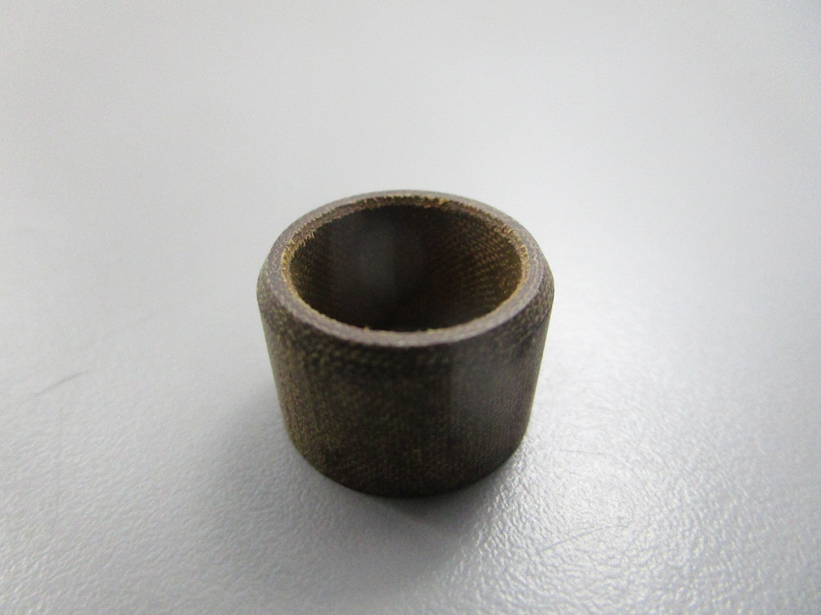 NEW OEM 550038 0550038 OMC Johnson Evinrude Bushing 0810