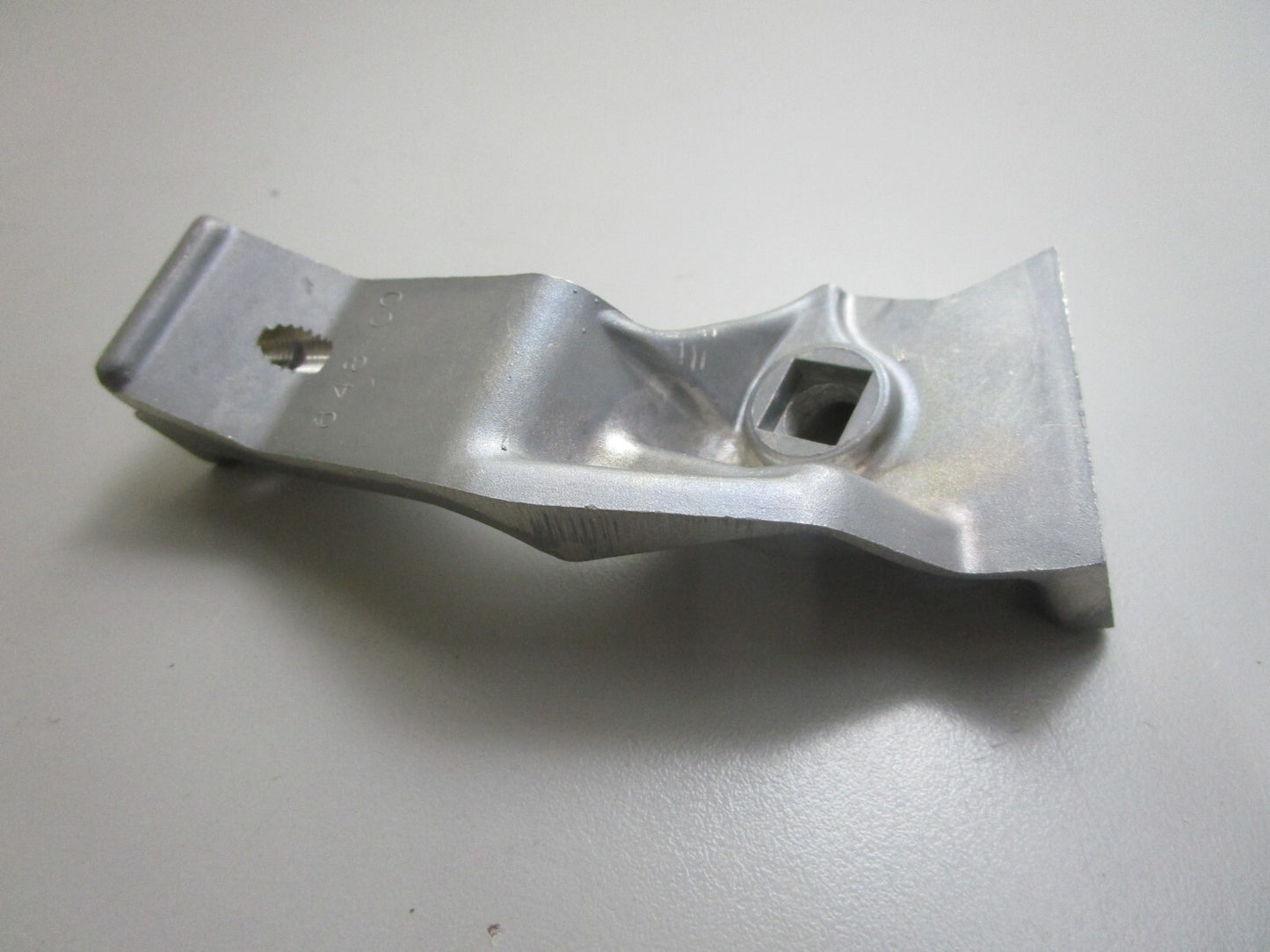 *NEW OEM* 0820 Mercury Quicksilver Bracket 80657M