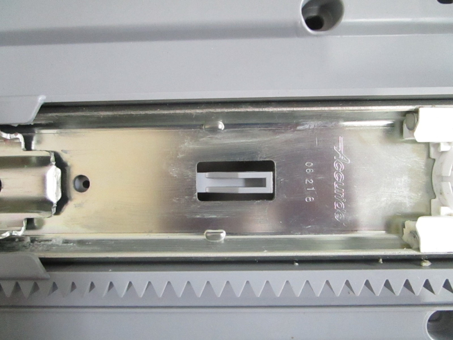 Whirlpool W10625070 NEW OEM Refrigerator Freezer Drawer Slide Rail Bracket 0820
