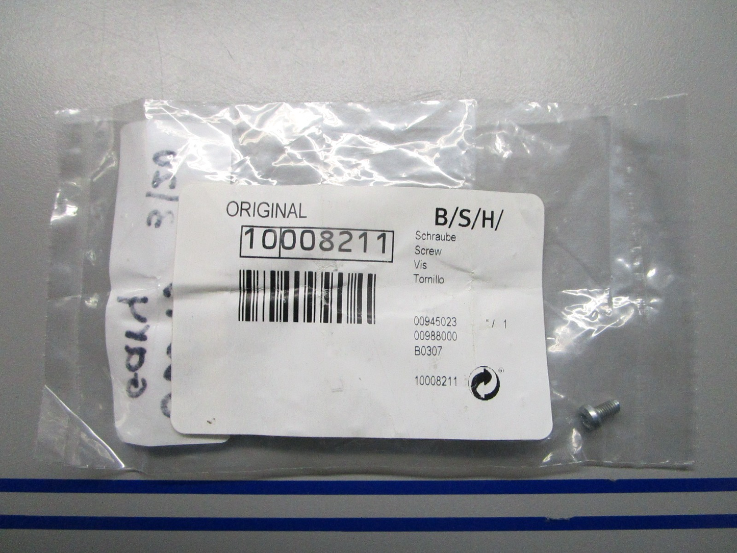 *NEW OEM* 0810 Bosch Screw 10008211